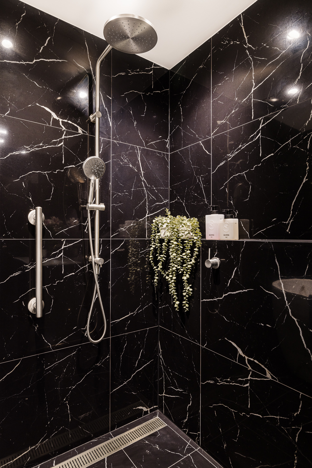 The Luxe Retreat — light and texture working across the space